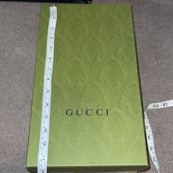 Gucci empty box. - Picture 3 of 5